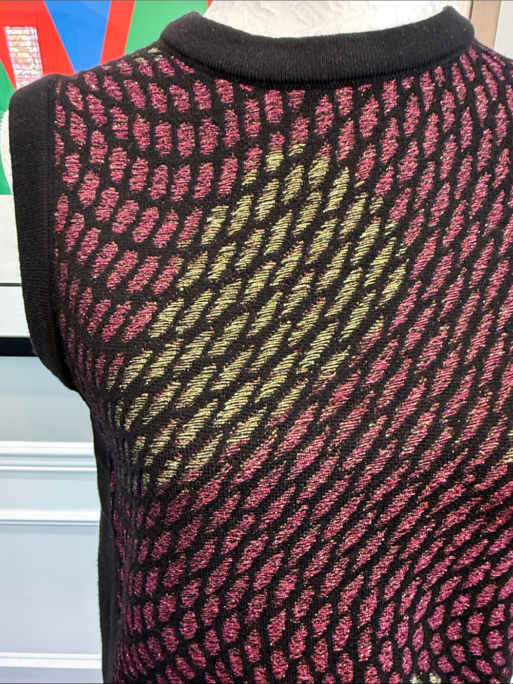 M Missoni Pink and Gold Patterned Sleeveless Knit Top - Picture 3 of 11